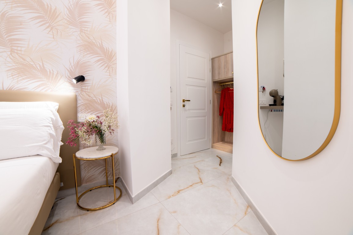 Camera Oro Bianco - B&B Napoli Time Toledo